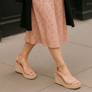 Marc Fisher LTD Nelly Blush Suede Wedding Guest Wedge Sandals Size 8.5M NWT